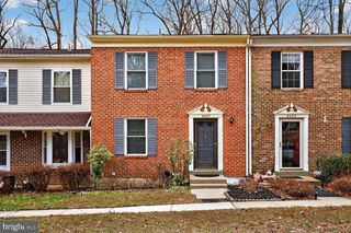 6427 OLD SCOTTS CT, Springfield, VA 22152