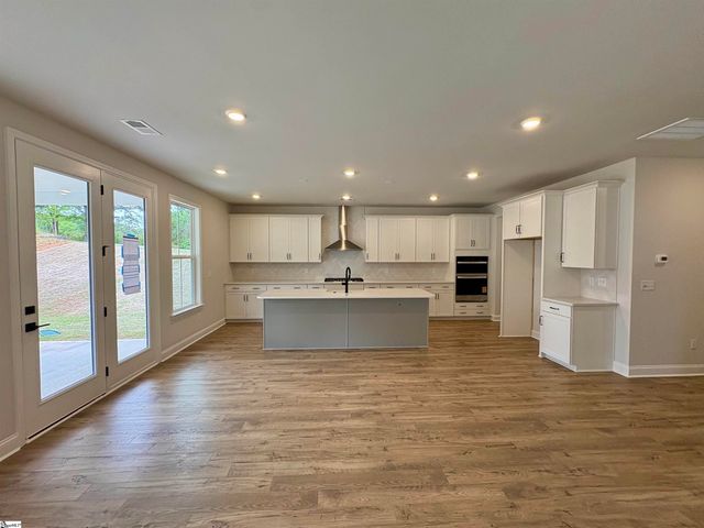 2 Durbin Forest Way, Simpsonville, SC 29681
