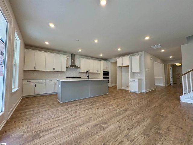 2 Durbin Forest Way, Simpsonville, SC 29681