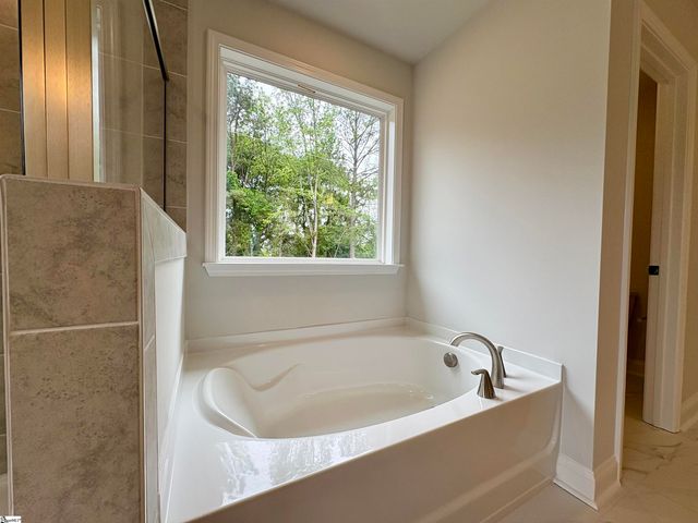 2 Durbin Forest Way, Simpsonville, SC 29681