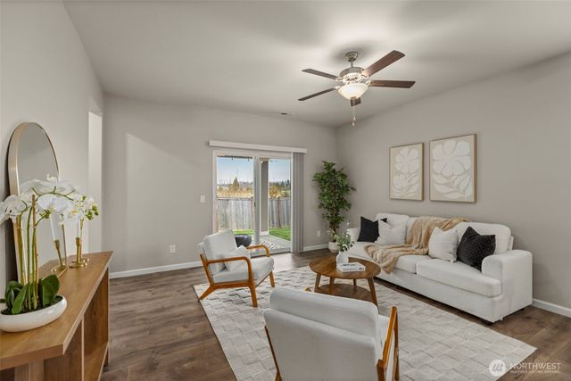 413 Becky Avenue E, Enumclaw, WA 98022