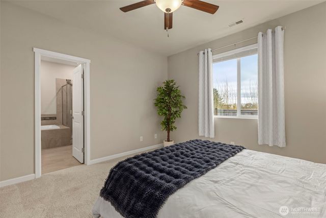 413 Becky Avenue E, Enumclaw, WA 98022