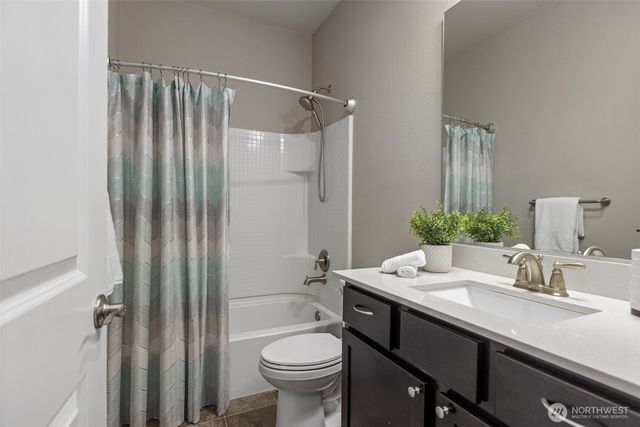 413 Becky Avenue E, Enumclaw, WA 98022