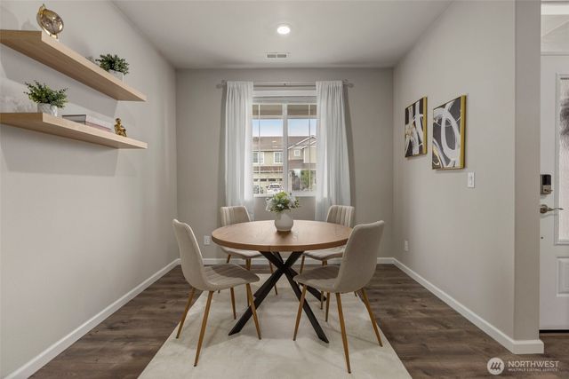 413 Becky Avenue E, Enumclaw, WA 98022