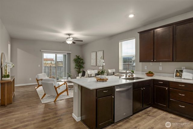 413 Becky Avenue E, Enumclaw, WA 98022