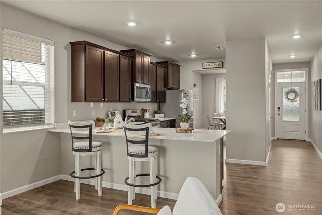 413 Becky Avenue E, Enumclaw, WA 98022