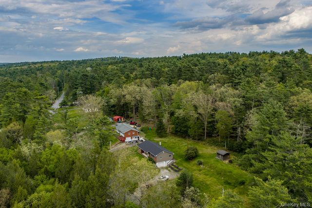 205 Airport Road, Yulan, NY 12528