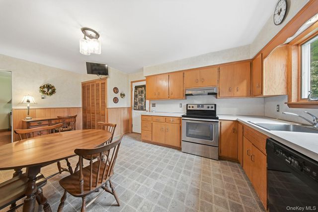 205 Airport Road, Yulan, NY 12528