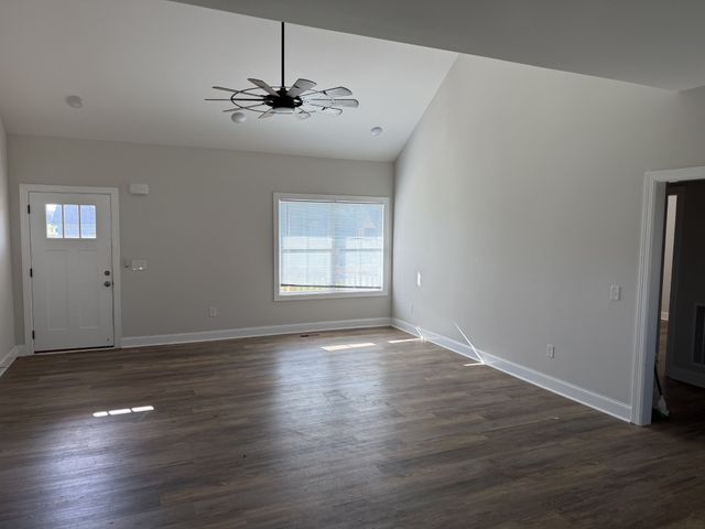 2492 Jason Dr, Chapel Hill, TN 37034