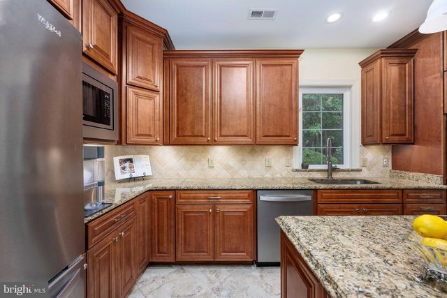 1 TINDER CT, Stafford, VA 22554