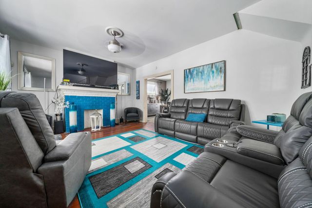755 Euclaire Avenue, Columbus, OH 43209