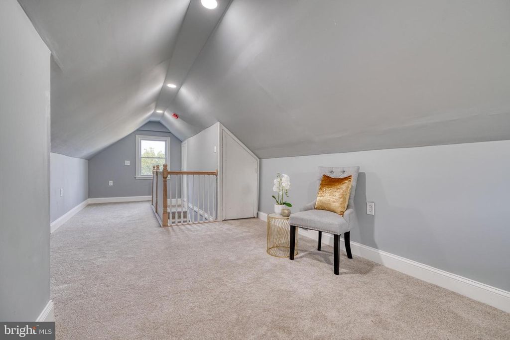 Image 32 of property listing at 4906 GRINDON AVE, Baltimore, MD 21214