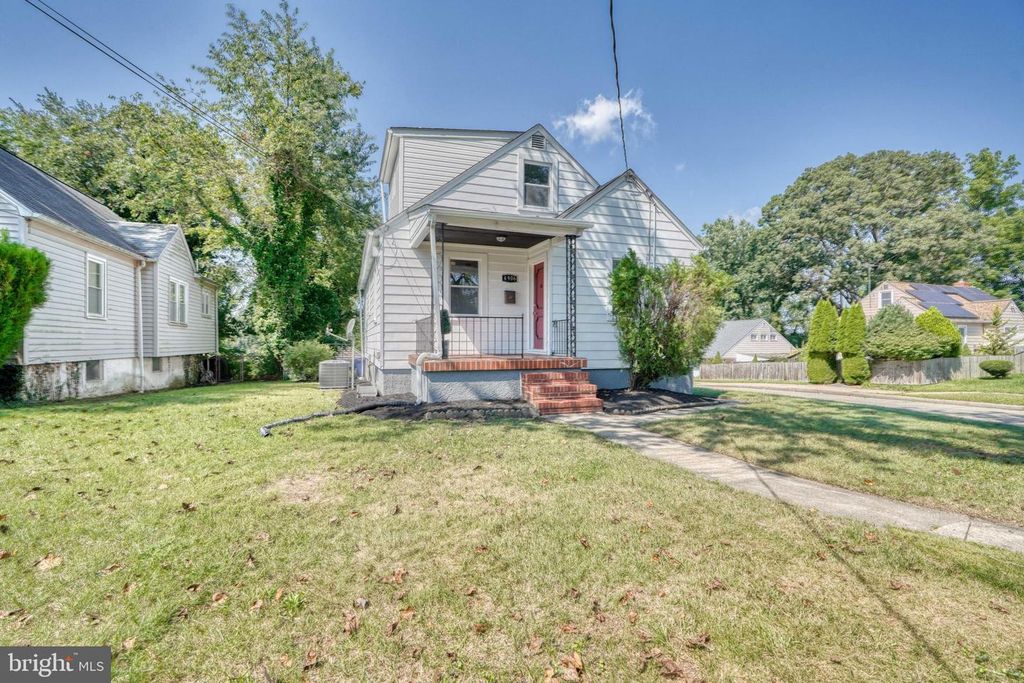 Image 36 of property listing at 4906 GRINDON AVE, Baltimore, MD 21214