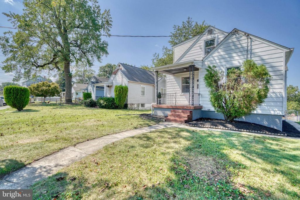 Image 49 of property listing at 4906 GRINDON AVE, Baltimore, MD 21214
