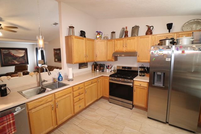 7043 Clark Hills Drive NE, Rio Rancho, NM 87144