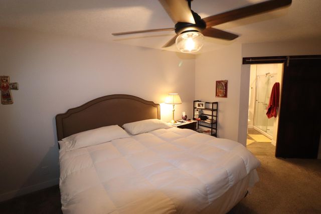 7043 Clark Hills Drive NE, Rio Rancho, NM 87144