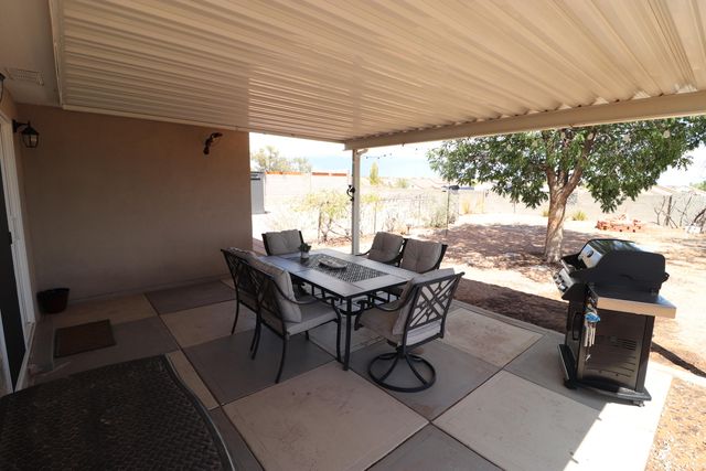 7043 Clark Hills Drive NE, Rio Rancho, NM 87144