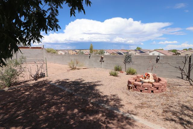 7043 Clark Hills Drive NE, Rio Rancho, NM 87144
