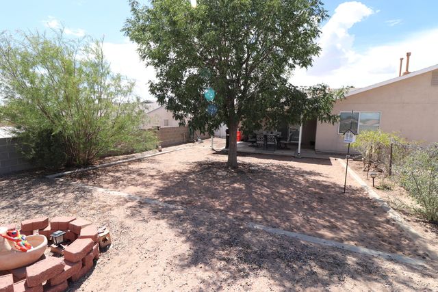 7043 Clark Hills Drive NE, Rio Rancho, NM 87144