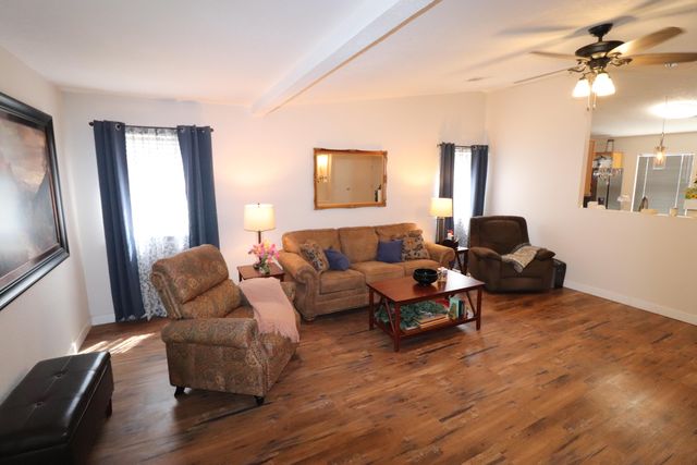 7043 Clark Hills Drive NE, Rio Rancho, NM 87144