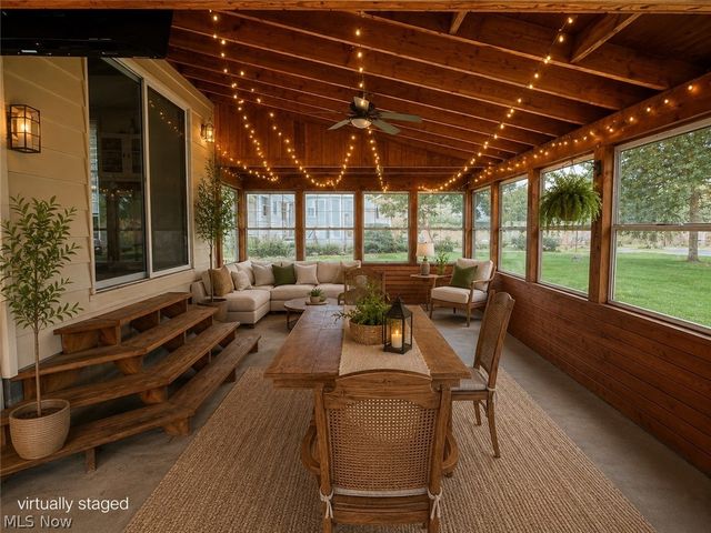 102 W Howe Road, Tallmadge, OH 44278