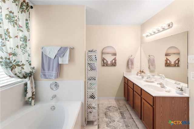 5318 Whistle Stop Drive, Temple, TX 76502