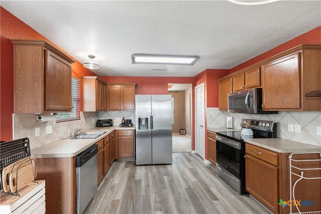 5318 Whistle Stop Drive, Temple, TX 76502