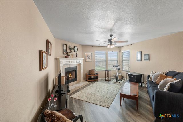 5318 Whistle Stop Drive, Temple, TX 76502