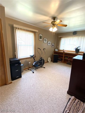 575 East Street, East Palestine, OH 44413