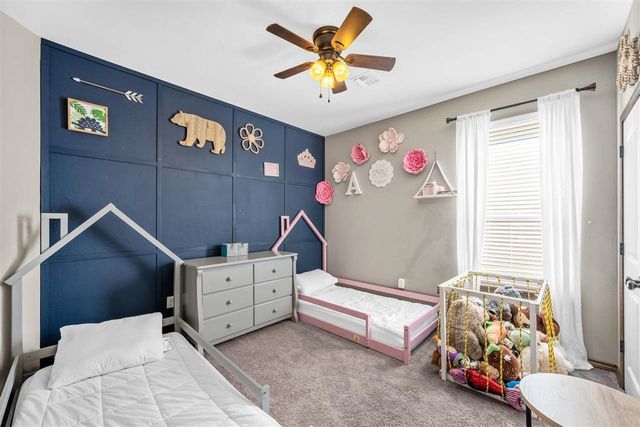 405 N Mountain Meadow Dr, Cache, OK 73527