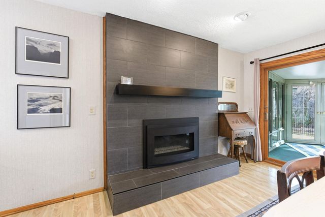 2468 Hamline Avenue N, Roseville, MN 55113