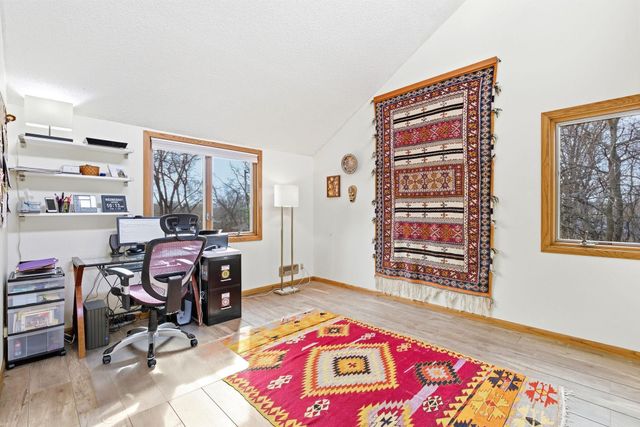 2468 Hamline Avenue N, Roseville, MN 55113