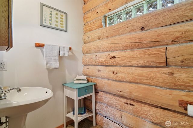 37436 239th Avenue SE, Enumclaw, WA 98022