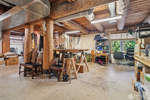 37436 239th Avenue SE, Enumclaw, WA 98022