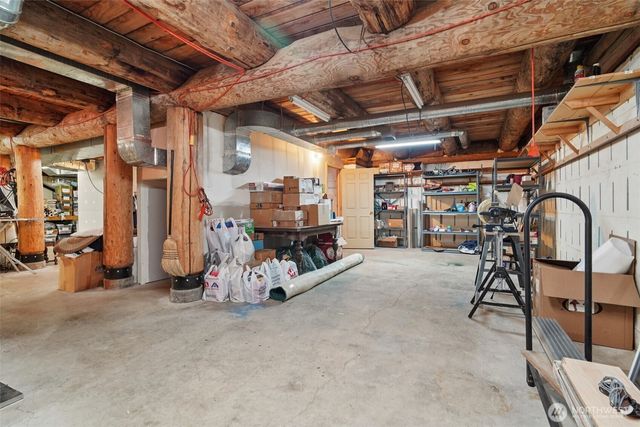 37436 239th Avenue SE, Enumclaw, WA 98022