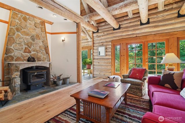 37436 239th Avenue SE, Enumclaw, WA 98022