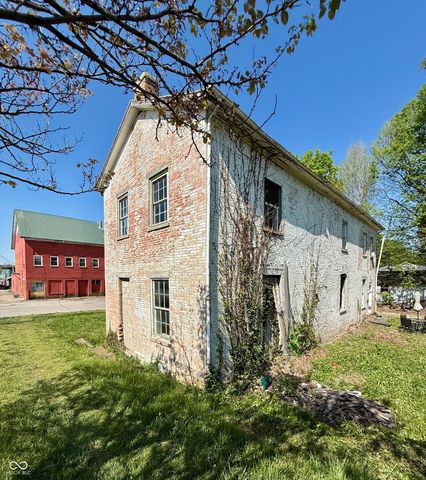 111 W Baltimore Street, Laurel, IN 47024