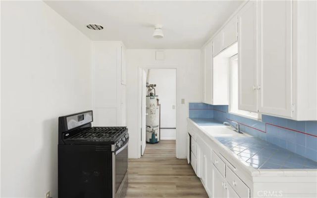 681 N Glassell Street, Orange, CA 92867