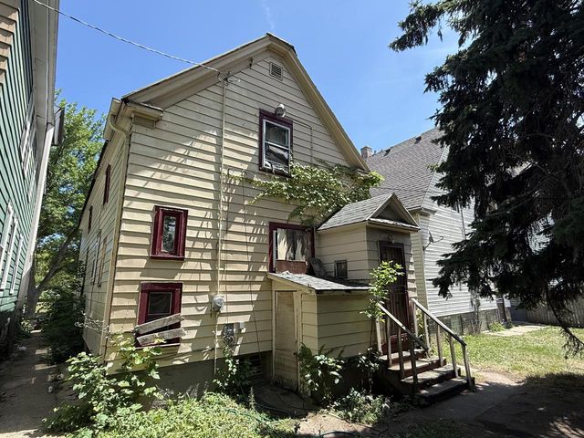 2527 W Monroe STREET, Milwaukee, WI 53206