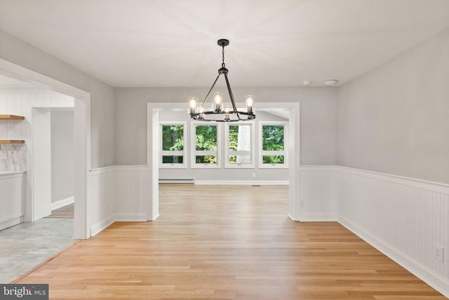 3667 N HARRISON ST, Arlington, VA 22207