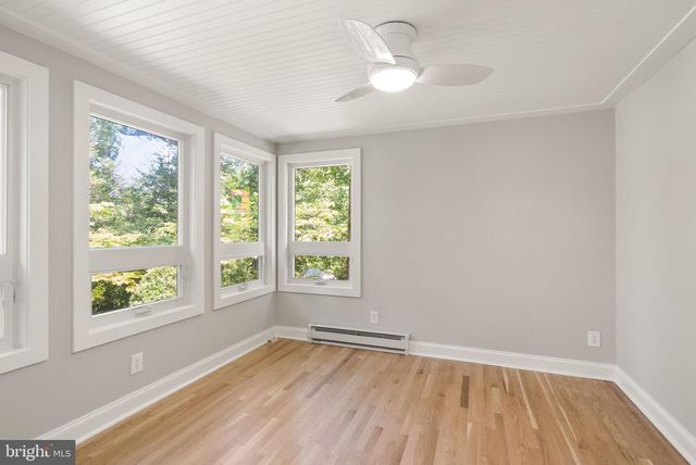 3667 N HARRISON ST, Arlington, VA 22207