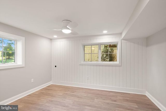 3667 N HARRISON ST, Arlington, VA 22207
