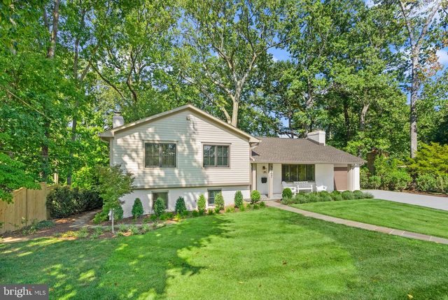 3667 N HARRISON ST, Arlington, VA 22207