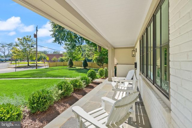 3667 N HARRISON ST, Arlington, VA 22207