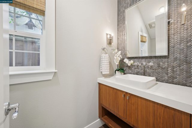 5162 Rowan Dr., San Ramon, CA 94582