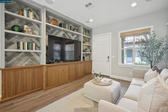 5162 Rowan Dr., San Ramon, CA 94582