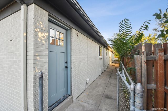 6650 W 46th Place, Wheat Ridge, CO 80033