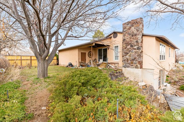 669 W OGDEN DR, Richfield, UT 84701