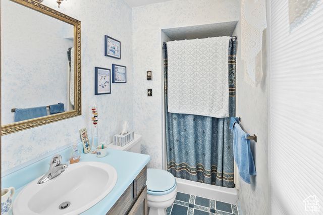 669 W OGDEN DR, Richfield, UT 84701