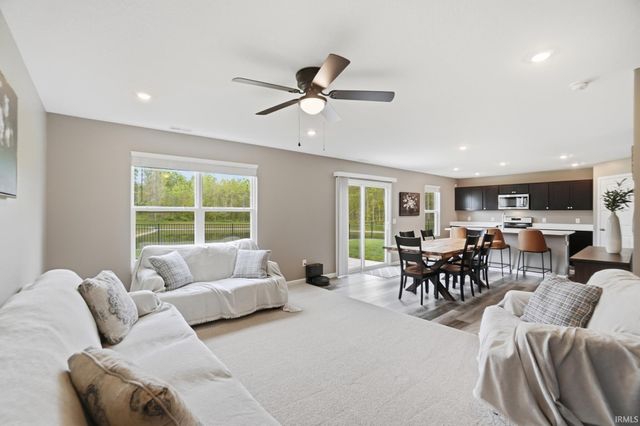 4619 Timber Creek Parkway, New Haven, IN 46774